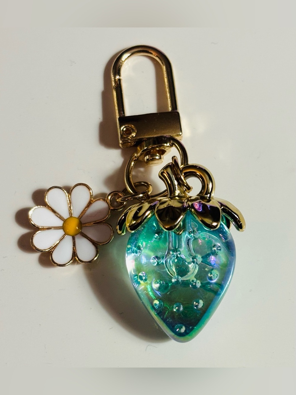 NIP Iridescent Green Glass Strawberry Keychain with Daisy Charm